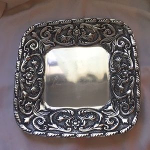 Wilton Armetale RWP pewter platter